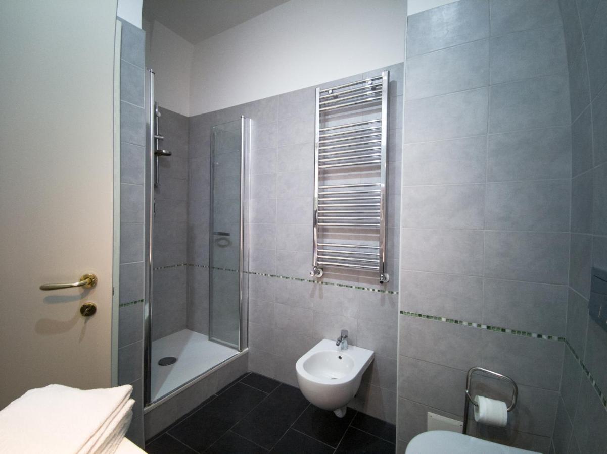 5 Sirene Bed & Breakfast เนเปิลส์ ภายนอก รูปภาพ